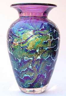 vase-beauty-amethyst-gold-r.jpg vase-beauty-amethyst-gold-r.jpg