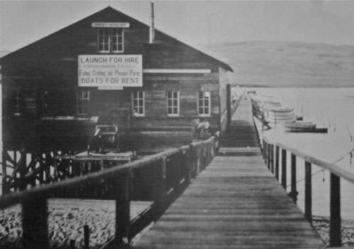 brock-schreiber-boathouse