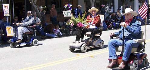 2005 MISSY-ON-SCOOTER