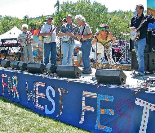 Warren-Hellman-Tribute-Band