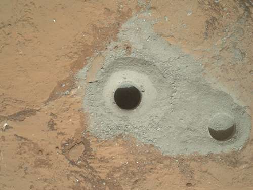 Curiosity's-1st-sample-drilling